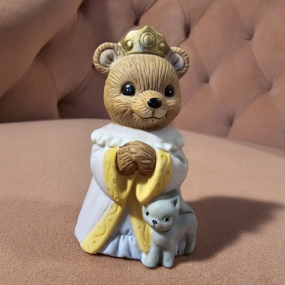 Homco Vintage 1426 Bear with Crown and Cat EUC